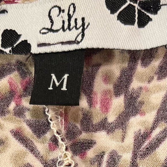 Lily brand size MEDIUM Sleeveless, 96% Polyester 4% Spandex, Gathered Front - Picture 3 of 6